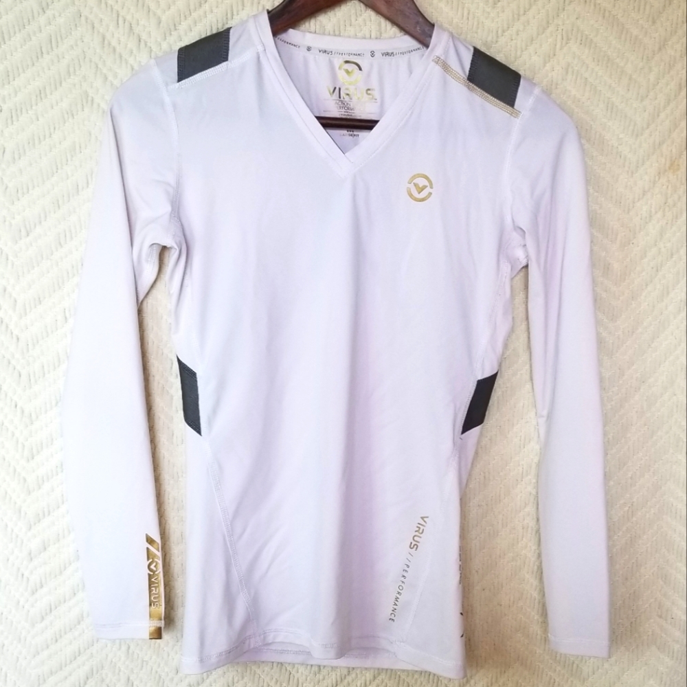 🎁 3/$15 🎁Virus Action Sport Performance Compression Top